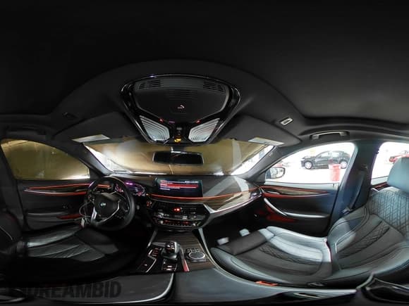 ✅ 2022 BMW 5 Series 530i xDrive • VIN: WBA13BJ0XNWX39450 • Лот: 70291355. Опубликован ранее на Copart с пробегом 50 084 миль. Бесплатный доступ к архиву аукционных продаж из США и подробный отчёт об истории автомобиля на DreamBid. Изображение 15.