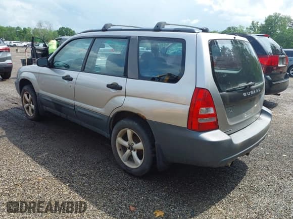 ✅ 2005 Subaru Forester X • VIN: JF1SG63685H754091 • Лот: 42460642. Опубликован ранее на IAAI с пробегом 153 214 миль. Бесплатный доступ к архиву аукционных продаж из США и подробный отчёт об истории автомобиля на DreamBid. Изображение 3.