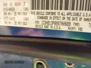 ✅ 2009 Dodge 1500 TRX • VIN: 1D3HB13P89S700689 • Lot: 41863623. Wystawiony na IAAI z przebiegiem 288 099 mil. Bezpłatny archiwum sprzedaży aukcyjnych z USA i szczegółowy raport historii pojazdu na DreamBid. Zdjęcie 9.