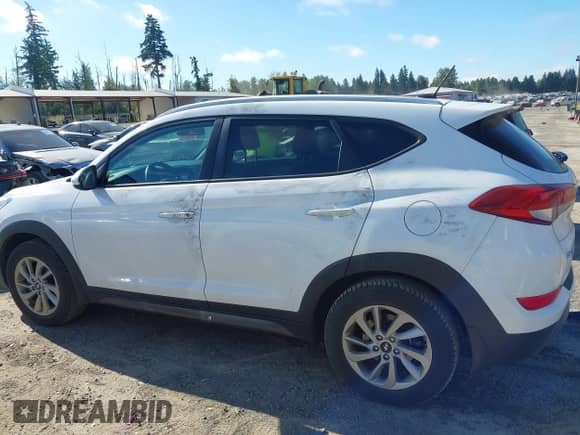 2016 Hyundai Tucson Sport z VIN KM8J3CA27GU236222, wystawiony jako IAAI lot #42827050 z przebiegiem 92 218 mil mil oraz . Historia ofert i sprzedaży dostępna na DreamBid. Obrazek 14.