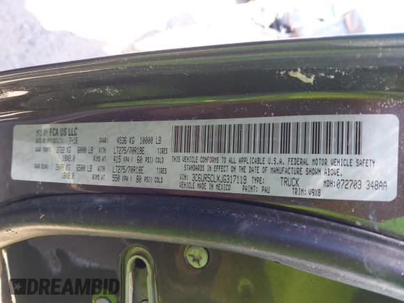 ✅ 2018 Ram 2500 Tradesman • VIN: 3C6UR5CLXJG317119 • Lot: 42318723. Listed on IAAI with Not provided. Free auction sales archive from the USA and detailed vehicle history report at DreamBid. Image 9.