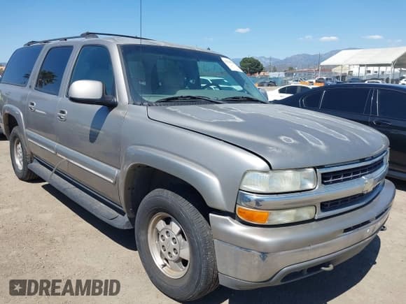 ✅ 2002 Chevrolet Suburban LT • VIN: 1GNEC16T62J218842 • Лот: 42235947. Опубликован ранее на IAAI с пробегом 149 539 миль. Бесплатный доступ к архиву аукционных продаж из США и подробный отчёт об истории автомобиля на DreamBid. Изображение 1.