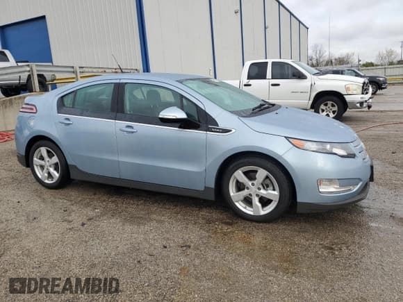 ✅ 2013 Chevrolet Volt • VIN: 1G1RD6E41DU144383 • Lot: 79534834. Wystawiony na Copart z przebiegiem 51 230 mil. Bezpłatny archiwum sprzedaży aukcyjnych z USA i szczegółowy raport historii pojazdu na DreamBid. Zdjęcie 4.