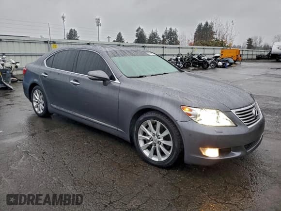 ✅ 2012 Lexus LS 460 • VIN: JTHBL5EF2C5111908 • Lot: 95756315. Wystawiony na Copart z przebiegiem 94 470 mil. Bezpłatny archiwum sprzedaży aukcyjnych z USA i szczegółowy raport historii pojazdu na DreamBid. Zdjęcie 4.