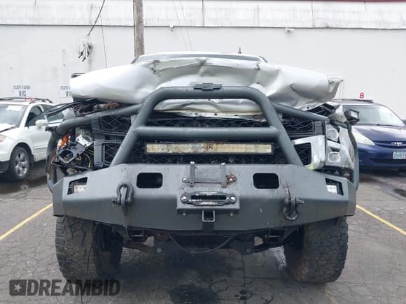 ✅ 2011 Chevrolet Silverado 2500HD LTZ • VIN: 1GC1KYC82BF178510 • Лот: 42248731. Опубликован ранее на IAAI с пробегом 292 024 миль. Бесплатный доступ к архиву аукционных продаж из США и подробный отчёт об истории автомобиля на DreamBid. Изображение 12.