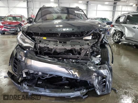 ✅ 2023 Land Rover Discovery HSE R-Dynamic • VIN: SALRM4EU4P2484616 • Lot: 66386055. Wystawiony na Copart z przebiegiem 19 697 mil. Bezpłatny archiwum sprzedaży aukcyjnych z USA i szczegółowy raport historii pojazdu na DreamBid. Zdjęcie 5.