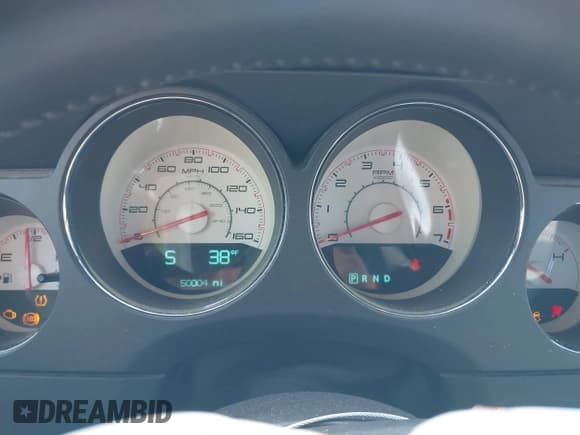 ✅ 2014 Dodge Challenger R/T Classic • VIN: 2C3CDYBT6EH101364 • Lot: 41083732. Wystawiony na IAAI z przebiegiem 50 004 mil. Bezpłatny archiwum sprzedaży aukcyjnych z USA i szczegółowy raport historii pojazdu na DreamBid. Zdjęcie 7.