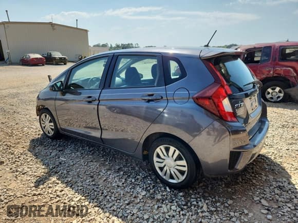 ✅ 2015 Honda Fit LX • VIN: 3HGGK5G58FM747778 • Lot: 81081295. Wystawiony na Copart z przebiegiem 114 771 mil. Bezpłatny archiwum sprzedaży aukcyjnych z USA i szczegółowy raport historii pojazdu na DreamBid. Zdjęcie 2.