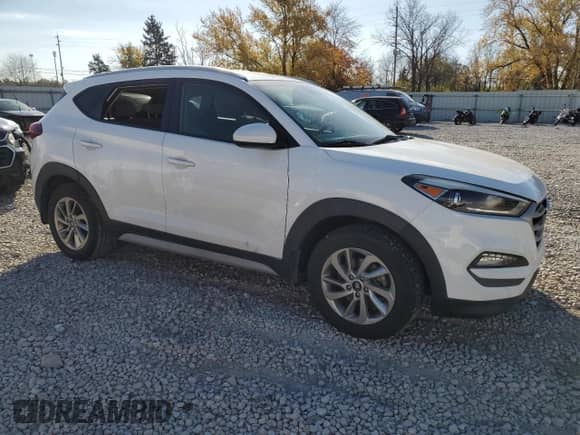 2017 Hyundai Tucson SE Plus z VIN KM8J3CA41HU514776, wystawiony jako Copart lot #44800725 z przebiegiem Nie podano mil oraz Szkoda całkowita • Salvage title. Historia ofert i sprzedaży dostępna na DreamBid. Obrazek 4.
