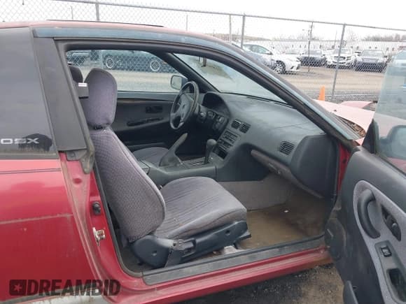 ✅ 1991 Nissan 240SX SE Limited Edition • VIN: JN1MS36P7MW024190 • Lot: 41892861. Wystawiony na IAAI z przebiegiem 147 158 mil. Bezpłatny archiwum sprzedaży aukcyjnych z USA i szczegółowy raport historii pojazdu na DreamBid. Zdjęcie 5.