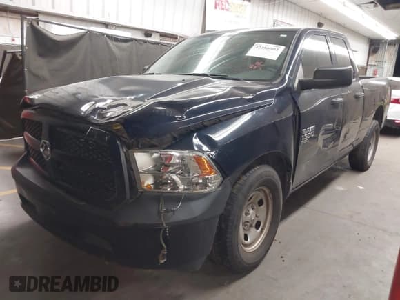 ✅ 2019 Ram 1500 Tradesman • VIN: 1C6RR6FG8KS586787 • Lot: 42256002. Listed on IAAI with 38,493 mi. Free auction sales archive from the USA and detailed vehicle history report at DreamBid. Image 2.