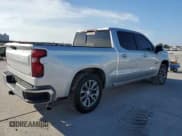 ✅ 2019 Chevrolet Silverado 1500 LT • VIN: 1GCUWCEDXKZ407903 • Lot: 72807174. Wystawiony na Copart z przebiegiem 89 252 mil. Bezpłatny archiwum sprzedaży aukcyjnych z USA i szczegółowy raport historii pojazdu na DreamBid. Zdjęcie 3.