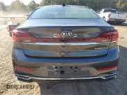 ✅ 2020 Kia Cadenza Limited • VIN: KNALC4J16L5234196 • Lot: 90893805. Wystawiony na Copart z przebiegiem 31 090 mil. Bezpłatny archiwum sprzedaży aukcyjnych z USA i szczegółowy raport historii pojazdu na DreamBid. Zdjęcie 6.