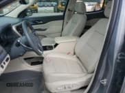 ✅ 2023 GMC Acadia Denali • VIN: 1GKKNPLS6PZ221113 • Lot: 69360975. Wystawiony na Copart z przebiegiem 37 293 mil. Bezpłatny archiwum sprzedaży aukcyjnych z USA i szczegółowy raport historii pojazdu na DreamBid. Zdjęcie 7.