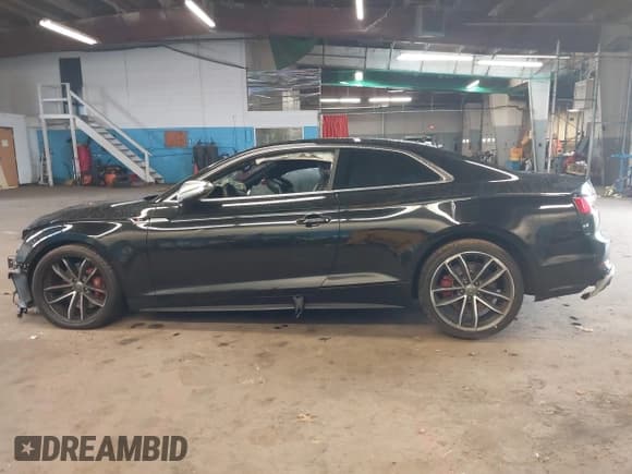 ✅ 2018 Audi S5 Prestige • VIN: WAUR4AF57JA019318 • Лот: 40918098. Опубликован ранее на IAAI с пробегом 55 302 миль. Бесплатный доступ к архиву аукционных продаж из США и подробный отчёт об истории автомобиля на DreamBid. Изображение 14.