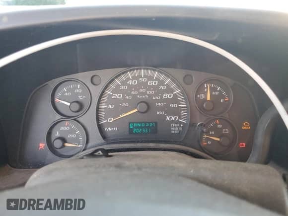 2005 Chevrolet Express Passenger с VIN 1GAGG25V051202535, выставлен на аукционе Copart как лот 86716874 с пробегом 202 331 миль миль и Списание • Salvage title. История ставок и продаж доступна на DreamBid. Изображение 9.