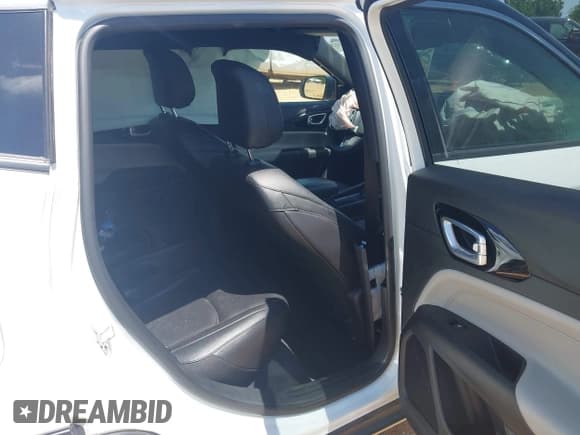 ✅ 2023 Jeep Compass Limited • VIN: 3C4NJDCN8PT569144 • Лот: 42750920. Опубликован ранее на IAAI с пробегом 52 434 миль. Бесплатный доступ к архиву аукционных продаж из США и подробный отчёт об истории автомобиля на DreamBid. Изображение 8.