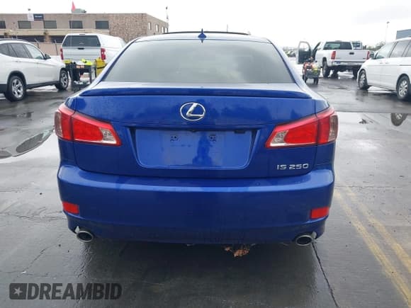 ✅ 2011 Lexus IS 250 • VIN: JTHBF5C23B5152067 • Lot: 43767518. Listed on IAAI with 111,168 mi. Free auction sales archive from the USA and detailed vehicle history report at DreamBid. Image 16.