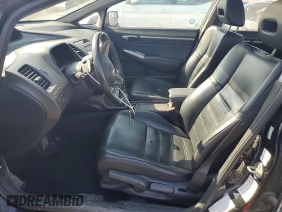 ✅ 2009 Acura CSX • VIN: 2HHFD56529H200477 • Lot: 49052815. Wystawiony na Copart z przebiegiem 208 512 mil. Bezpłatny archiwum sprzedaży aukcyjnych z USA i szczegółowy raport historii pojazdu na DreamBid. Zdjęcie 7.