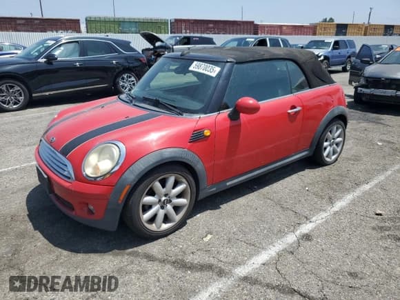 ✅ 2010 MINI Convertible • VIN: WMWMR3C59ATU97966 • Lot: 59870035. Wystawiony na Copart z przebiegiem 124 132 mil. Bezpłatny archiwum sprzedaży aukcyjnych z USA i szczegółowy raport historii pojazdu na DreamBid. Zdjęcie 1.