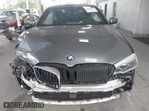 ✅ 2019 BMW 5 Series 540i • VIN: WBAJE5C59KWW06369 • Lot: 42405053. Listed on IAAI with 84,900 mi. Free auction sales archive from the USA and detailed vehicle history report at DreamBid. Image 12.
