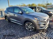 ✅ 2021 Hyundai Tucson Limited • VIN: KM8J33AL9MU351165 • Лот: 89682165. Опубликован ранее на Copart с пробегом 26 070 миль. Бесплатный доступ к архиву аукционных продаж из США и подробный отчёт об истории автомобиля на DreamBid. Изображение 4.