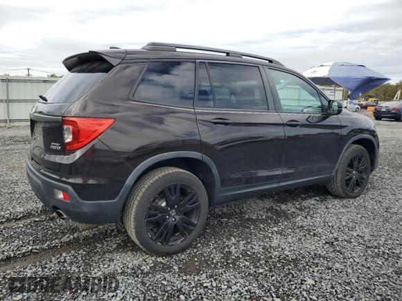 ✅ 2019 Honda Passport Sport • VIN: 5FNYF8H26KB014057 • Лот: 82300395. Опубликован ранее на Copart с пробегом 79 114 миль. Бесплатный доступ к архиву аукционных продаж из США и подробный отчёт об истории автомобиля на DreamBid. Изображение 3.