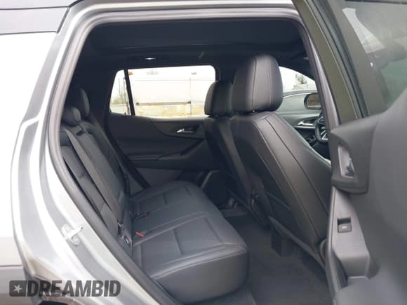 ✅ 2025 Chevrolet Equinox FWD LT • VIN: 3GNAXHEG4SL103858 • Lot: 42014156. Wystawiony na IAAI z przebiegiem 4 156 mil. Bezpłatny archiwum sprzedaży aukcyjnych z USA i szczegółowy raport historii pojazdu na DreamBid. Zdjęcie 8.