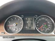 ✅ 2012 Volkswagen CC Lux • VIN: WVWHP7AN4CE534014 • Lot: 68882035. Wystawiony na Copart z przebiegiem 177 219 mil. Bezpłatny archiwum sprzedaży aukcyjnych z USA i szczegółowy raport historii pojazdu na DreamBid. Zdjęcie 9.