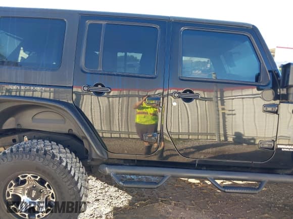 ✅ 2008 Jeep Wrangler Unlimited X • VIN: 1J4GA39178L652983 • Lot: 40803698. Listed on IAAI with 114,012 mi. Free auction sales archive from the USA and detailed vehicle history report at DreamBid. Image 14.