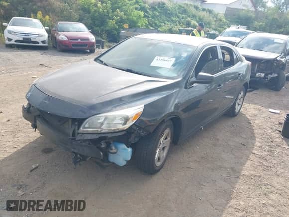 2015 Chevrolet Malibu LS с VIN 1G11B5SL1FF253247, выставлен на аукционе IAAI как лот 43256437 с пробегом 180 086 миль миль и . История ставок и продаж доступна на DreamBid. Изображение 17.