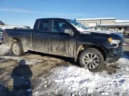 ✅ 2022 Chevrolet Silverado 1500 • VIN: 1GCRDEEK8NZ500168 • Лот: 45511655. Опубликован ранее на Copart с пробегом 32 404 миль. Бесплатный доступ к архиву аукционных продаж из США и подробный отчёт об истории автомобиля на DreamBid. Изображение 4.