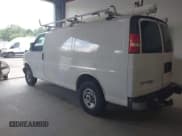 ✅ 2015 GMC Savana Cargo • VIN: 1GTW7FCF1F1907626 • Lot: 42584311. Wystawiony na IAAI z przebiegiem 237 505 mil. Bezpłatny archiwum sprzedaży aukcyjnych z USA i szczegółowy raport historii pojazdu na DreamBid. Zdjęcie 3.