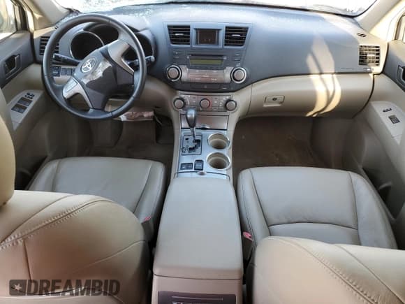 ✅ 2009 Toyota Highlander • VIN: JTEES41A692112197 • Lot: 92304475. Wystawiony na Copart z przebiegiem 90 137 mil. Bezpłatny archiwum sprzedaży aukcyjnych z USA i szczegółowy raport historii pojazdu na DreamBid. Zdjęcie 8.