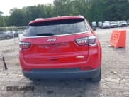 ✅ 2019 Jeep Compass Latitude • VIN: 3C4NJCBB2KT652076 • Lot: 43069785. Listed on IAAI with 67,854 mi. Free auction sales archive from the USA and detailed vehicle history report at DreamBid. Image 16.