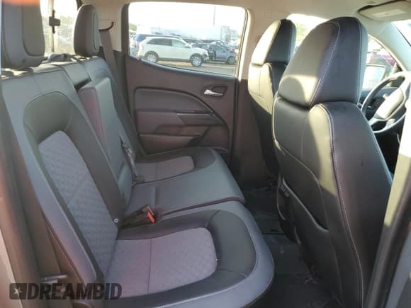 ✅ 2018 Chevrolet Colorado 4WD Z71 • VIN: 1GCGTDENXJ1312629 • Лот: 74149794. Опубликован ранее на Copart с пробегом 44 648 миль. Бесплатный доступ к архиву аукционных продаж из США и подробный отчёт об истории автомобиля на DreamBid. Изображение 10.