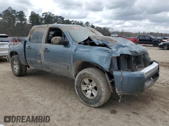 ✅ 2007 Chevrolet Silverado 1500 LS • VIN: 2GCEC13C171706370 • Lot: 47033325. Listed on Copart with 109,299 mi. Free auction sales archive from the USA and detailed vehicle history report at DreamBid. Image 4.