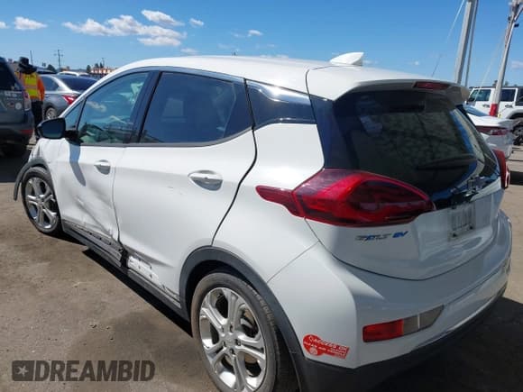 ✅ 2018 Chevrolet Bolt EV LT • VIN: 1G1FW6S09J4131763 • Lot: 41703138. Wystawiony na IAAI z przebiegiem 65 822 mil. Bezpłatny archiwum sprzedaży aukcyjnych z USA i szczegółowy raport historii pojazdu na DreamBid. Zdjęcie 3.