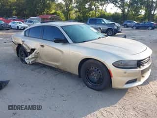 2019 Dodge Charger Police z VIN 2C3CDXKT8KH611835, wystawiony jako IAAI lot #43038007 z przebiegiem 128 911 mil mil oraz . Historia ofert i sprzedaży dostępna na DreamBid. Obrazek 1.