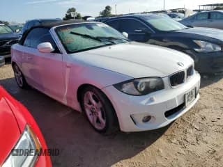 ✅ 2013 BMW 1 Series 128i • VIN: WBAUL7C54DVU10072 • Lot: 73754044. Wystawiony na Copart z przebiegiem Nie podano. Bezpłatny archiwum sprzedaży aukcyjnych z USA i szczegółowy raport historii pojazdu na DreamBid. Zdjęcie 4.