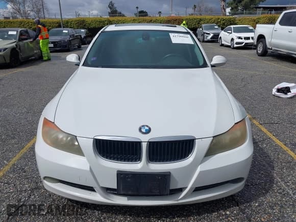 ✅ 2007 BMW 3 Series 328i • VIN: WBAVC53517FZ77136 • Lot: 41799066. Listed on IAAI with 178,362 mi. Free auction sales archive from the USA and detailed vehicle history report at DreamBid. Image 12.
