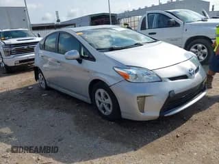 ✅ 2015 Toyota Prius Three • VIN: JTDKN3DU1F1924457 • Lot: 42927648. Wystawiony na IAAI z przebiegiem 101 372 mil. Bezpłatny archiwum sprzedaży aukcyjnych z USA i szczegółowy raport historii pojazdu na DreamBid. Zdjęcie 1.