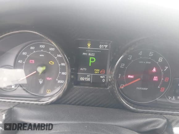 ✅ 2013 Maserati GranTurismo Sport • VIN: ZAM45VMA9D0070293 • Lot: 41241020. Wystawiony na IAAI z przebiegiem 69 156 mil. Bezpłatny archiwum sprzedaży aukcyjnych z USA i szczegółowy raport historii pojazdu na DreamBid. Zdjęcie 7.