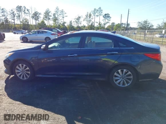 ✅ 2014 Hyundai Sonata SE • VIN: 5NPEC4AC9EH833125 • Лот: 43487769. Опубликован ранее на IAAI с пробегом 119 097 миль. Бесплатный доступ к архиву аукционных продаж из США и подробный отчёт об истории автомобиля на DreamBid. Изображение 15.