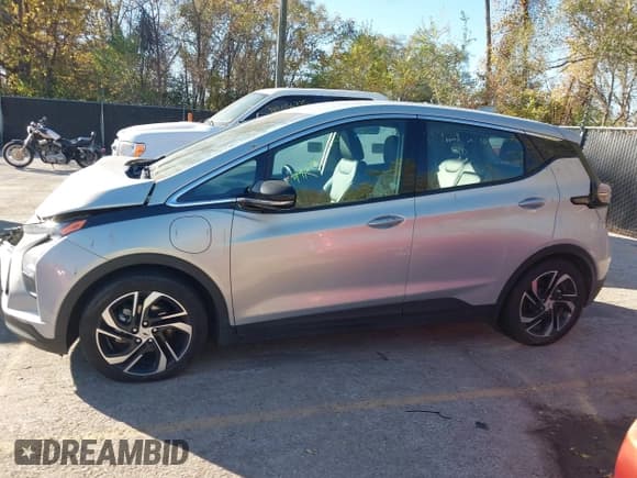 ✅ 2023 Chevrolet Bolt EV 2LT • VIN: 1G1FX6S08P4143599 • Lot: 43648957. Listed on IAAI with 99,625 mi. Free auction sales archive from the USA and detailed vehicle history report at DreamBid. Image 14.