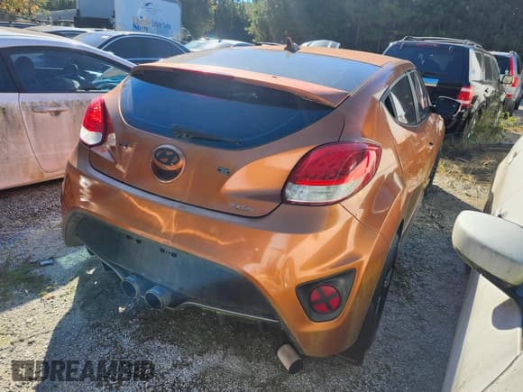 ✅ 2016 Hyundai Veloster Turbo • VIN: KMHTC6AE5GU258529 • Лот: 43705840. Опубликован ранее на IAAI с пробегом 80 463 миль. Бесплатный доступ к архиву аукционных продаж из США и подробный отчёт об истории автомобиля на DreamBid. Изображение 11.