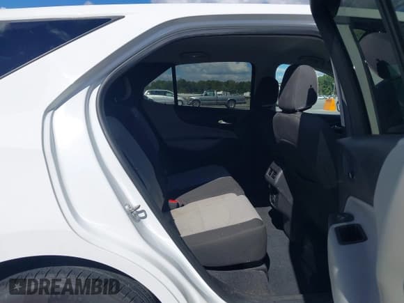 ✅ 2020 Chevrolet Equinox LT • VIN: 3GNAXKEV2LS613905 • Lot: 43434299. Wystawiony na IAAI z przebiegiem 104 696 mil. Bezpłatny archiwum sprzedaży aukcyjnych z USA i szczegółowy raport historii pojazdu na DreamBid. Zdjęcie 8.