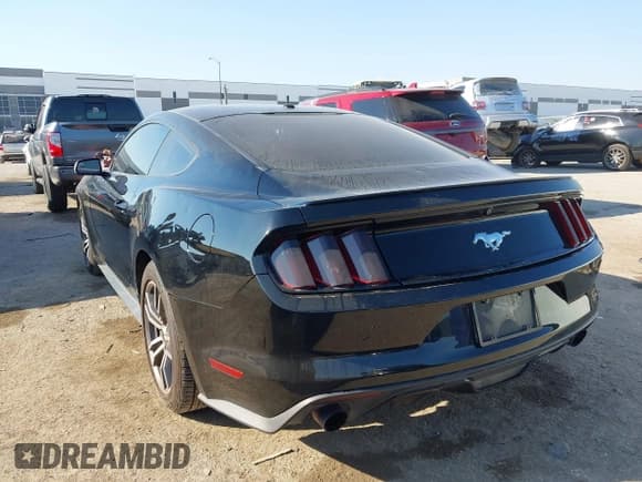 ✅ 2016 Ford Mustang EcoBoost • VIN: 1FA6P8TH7G5281531 • Lot: 43334626. Listed on IAAI with 136,026 mi. Free auction sales archive from the USA and detailed vehicle history report at DreamBid. Image 3.