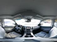 ✅ 2019 Chevrolet Suburban LT • VIN: 1GNSKHKCXKR132620 • Lot: 43578105. Wystawiony na IAAI z przebiegiem 120 367 mil. Bezpłatny archiwum sprzedaży aukcyjnych z USA i szczegółowy raport historii pojazdu na DreamBid. Zdjęcie 18.