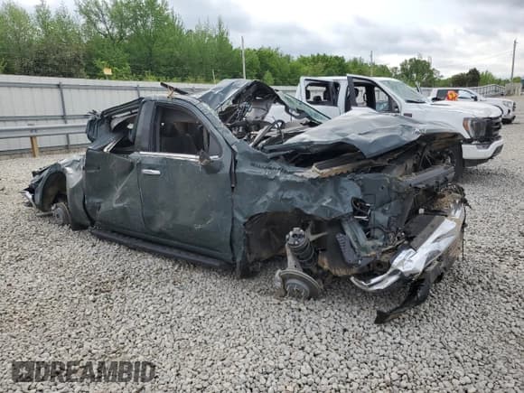 ✅ 2025 Chevrolet Silverado 1500 • VIN: 3GCUKGED8SG203913 • Lot: 53358535. Listed on Copart with Not provided. Free auction sales archive from the USA and detailed vehicle history report at DreamBid. Image 4.